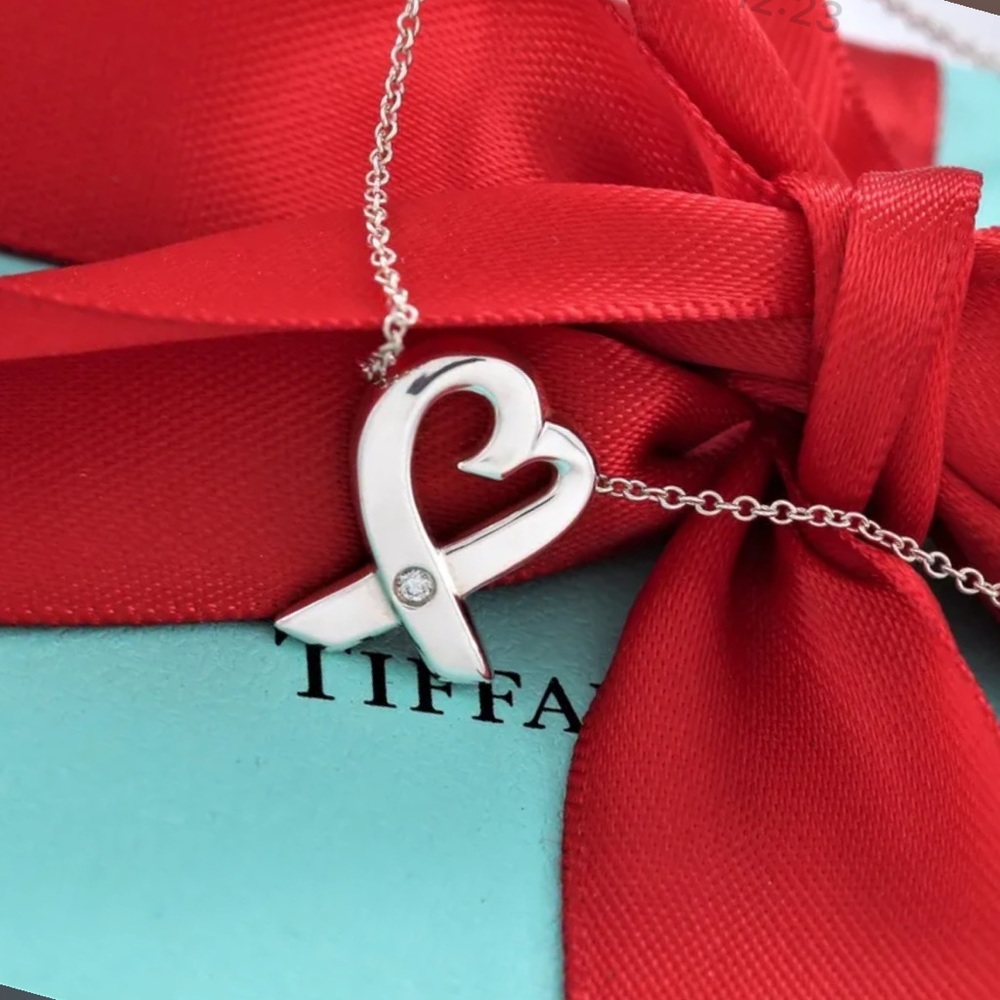 COPY - Tiffany & Co. Paloma Picasso Sterling Silver Loving Heart Diamond 16" Ne…